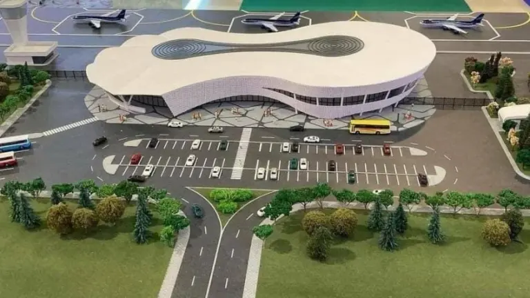 Prezident: “Laçın rayonunda aeroport 2024-cü ildə istifadəyə veriləcək”