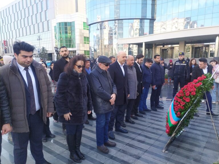 ATAA , “Ana harayı” abidəsini ziyarət ediblər