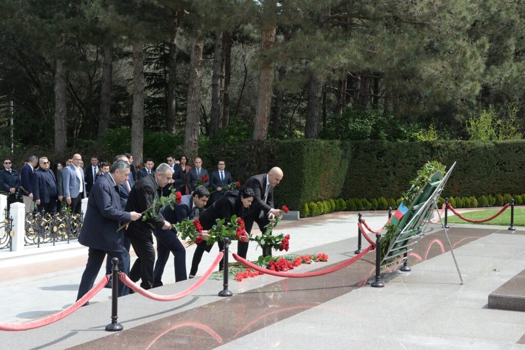DTA 5 yaşında