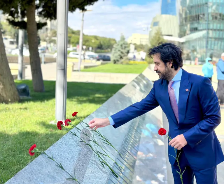 DTA sədri   Türkiyə Mədəniyyət və Turizm nazirinin müavini Batuhan Mumcu ilə görüşü baş tutub