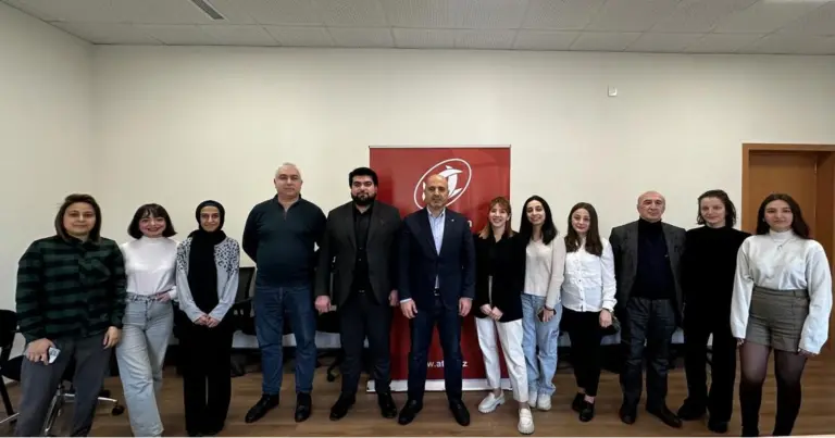 “Turmenecer-ol” tədris kurslarının tələbələri  ATAA-da