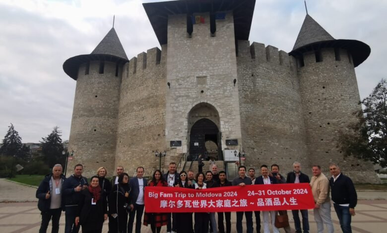 Moldavada turizmçilər üçün infotur təşkil edilib 1 moldava infotur