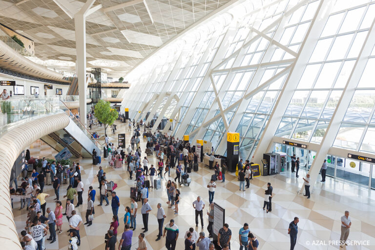 2024-cü ildə Azərbaycana 38 ölkədən 26 657 aviareys təşkil olunub.