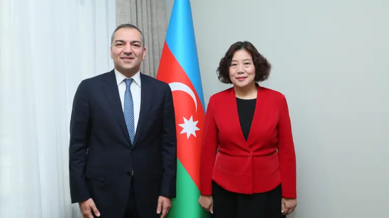 Azərbaycan və Çin arasında turizm əlaqələri müzakirə olunub